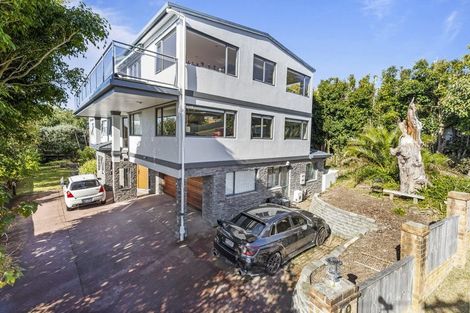 Photo of property in 19 Woodside Avenue, Northcote, Auckland, 0627