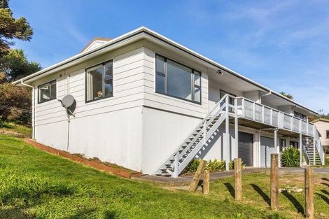 Photo of property in 49a Albatross Close, Whitby, Porirua, 5024