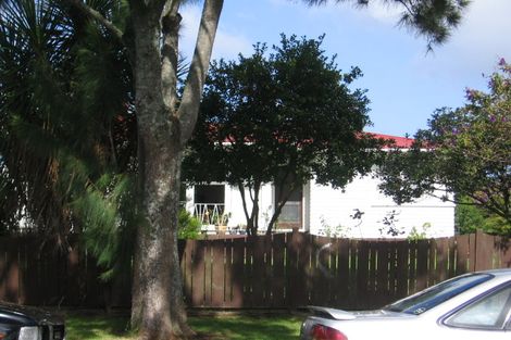 Photo of property in 42 Pinedale Place, Henderson, Auckland, 0610