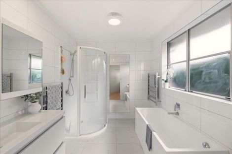 Photo of property in 13 Tirinui Crest Road, Otumoetai, Tauranga, 3110