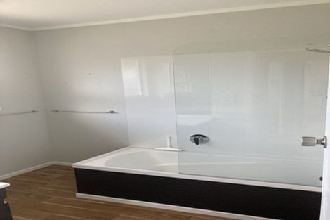 Photo of property in 5 Ngahere Street, Otumoetai, Tauranga, 3110