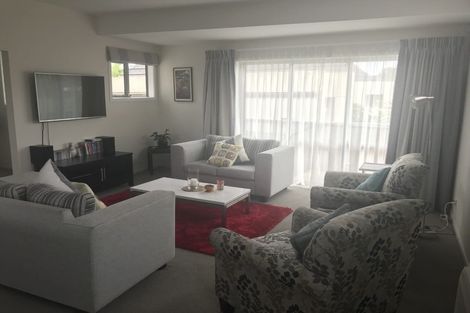 Photo of property in 5 Florance Place, Parklands, Christchurch, 8083