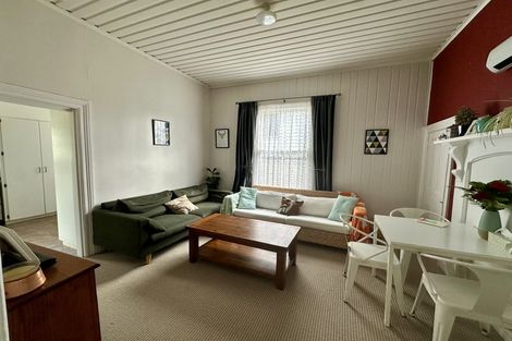 Photo of property in 164 Molesworth Street, New Plymouth, 4312