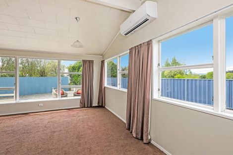 Photo of property in 30 Ross Street, Otane, 4202