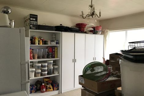 Photo of property in 20 Portadown Avenue, Pakuranga Heights, Auckland, 2010