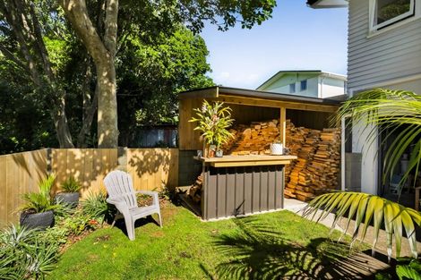 Photo of property in 17d Manu Crescent, Upper Vogeltown, New Plymouth, 4310