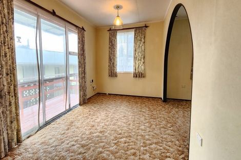 Photo of property in 14a Brixham Place, Merrilands, New Plymouth, 4312