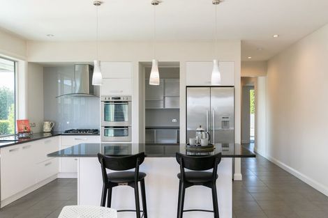 Photo of property in 155 Arataki Road, Havelock North, 4130