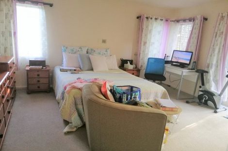 Photo of property in 1 Princess Maria Place, Massey, Auckland, 0614