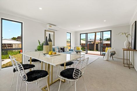 Photo of property in 85 Friedlanders Road, Manurewa, Auckland, 2102