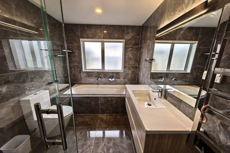 Photo of property in 8b Albany Highway, Greenhithe, Auckland, 0632