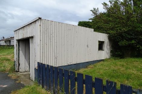 Photo of property in 28 Ocean Beach Road, Bluff, 9814