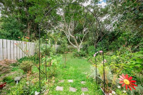 Photo of property in 42 Ruapehu Street, Paraparaumu, 5032
