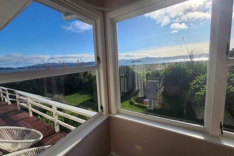 Photo of property in 1 Nikau Street, Eastbourne, Lower Hutt, 5013