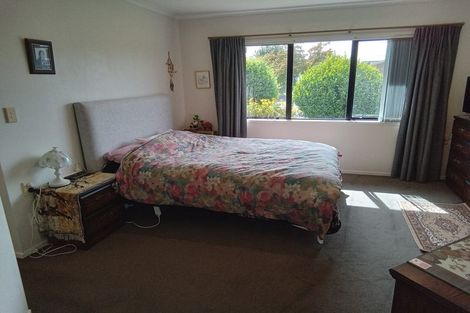 Photo of property in 10 Moreland Avenue, Pukete, Hamilton, 3200