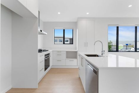 Photo of property in 50 Katikati Drive, Manurewa, 2102