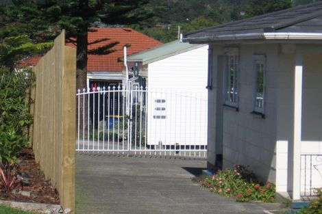 Photo of property in 1/62 Savoy Road, Glen Eden, Auckland, 0602