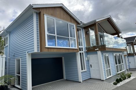 Photo of property in 7b Garadice Road, Rothesay Bay, Auckland, 0630