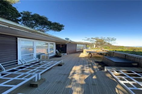 Photo of property in 32 Woodvale Grove, Fairfield, Lower Hutt, 5011