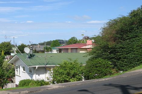 Photo of property in 192 Golf Road, Titirangi, Auckland, 0604