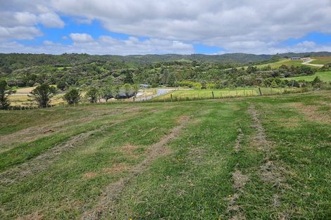 Photo of property in 674 Millbrook Road, Waipu, 0582
