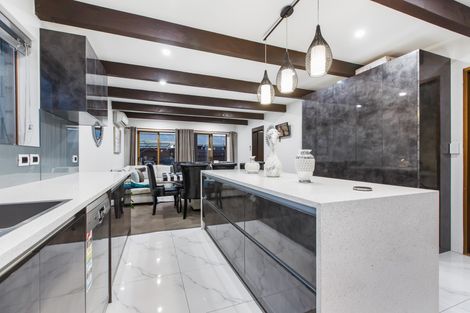 Photo of property in 18 Kohinoor Avenue, Mangere, Auckland, 2022