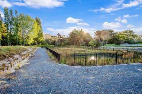 Photo of property in 1 Lamont Place, Waikanae, 5036