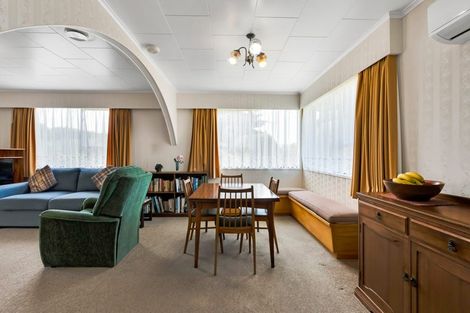 Photo of property in 301a South Road, Hawera, 4610