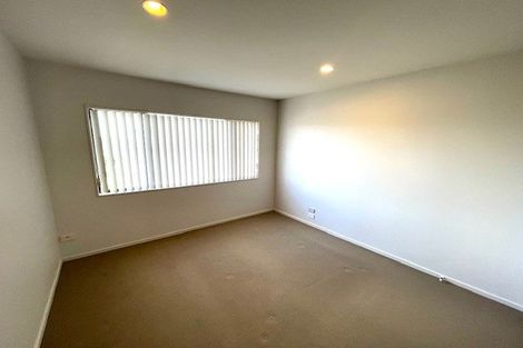 Photo of property in 48/22 Northcross Drive, Oteha, Auckland, 0632