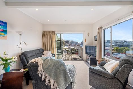 Photo of property in 66j Maclaggan Street, Dunedin Central, Dunedin, 9016