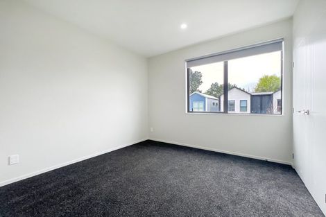 Photo of property in 16 Yellow Pear Lane, Karaka, 2578