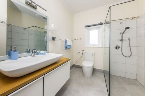 Photo of property in 2/15 Hill Road, Papatoetoe, Auckland, 2025