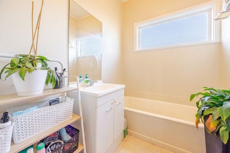 Photo of property in 107a Mayfair Avenue, Mayfair, Hastings, 4122