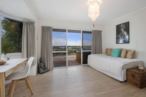 Photo of property in 76b Wolseley Road, Tanners Point, Tahawai, 3170