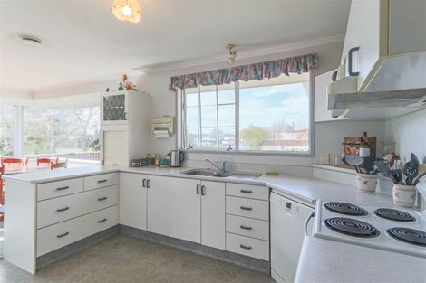 Photo of property in 10 Rewa Street, Inglewood, 4330