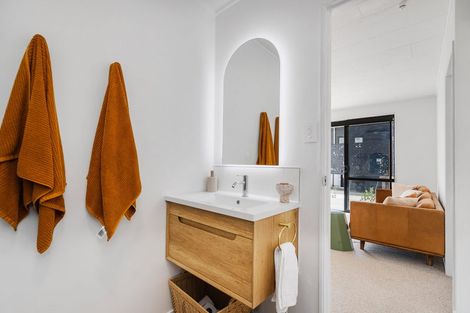 Photo of property in 13b William Street, Takapuna, Auckland, 0622