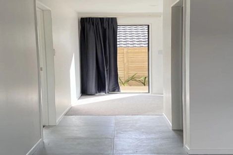 Photo of property in 16 Panga Place, Henderson, Auckland, 0612