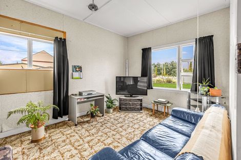 Photo of property in 69 Queen Street, Balfour, 9779