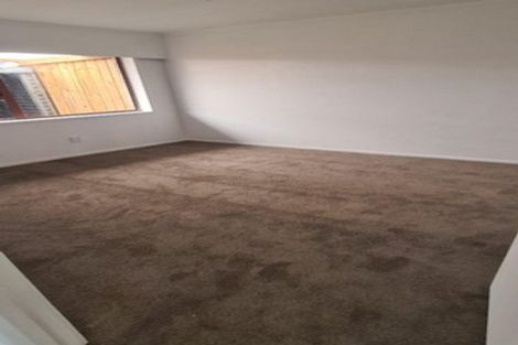 Photo of property in 2/76 Kenderdine Road, Papatoetoe, Auckland, 2025