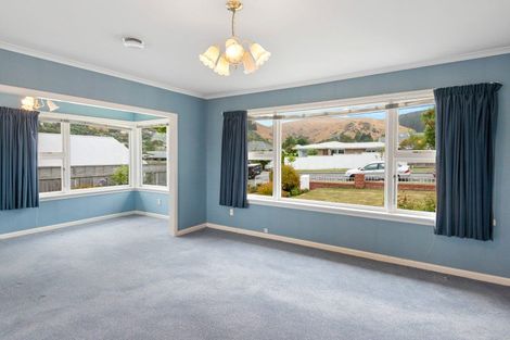 Photo of property in 1 Roscoe Street, Saint Martins, Christchurch, 8022