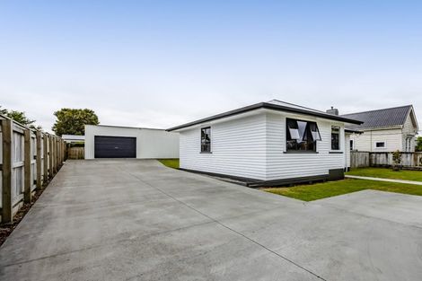 Photo of property in 70 Cloten Road, Stratford, 4332