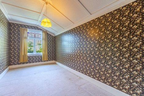 Photo of property in 33 Seapoint Road, Bluff Hill, Napier, 4110