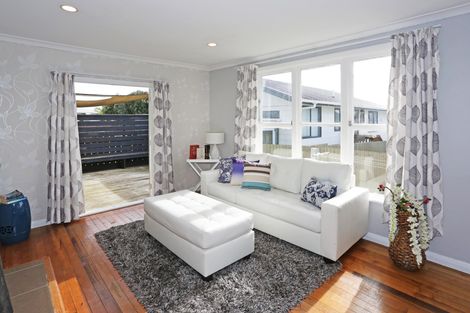 Photo of property in 20 Church Street, Tuakau, 2121