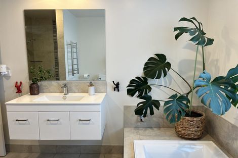 Photo of property in 17 Story Street, Foxton Beach, Foxton, 4815