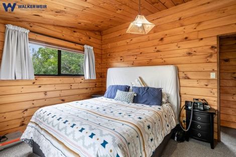 Photo of property in 3 St Annes Crescent, Wattle Downs, Auckland, 2103