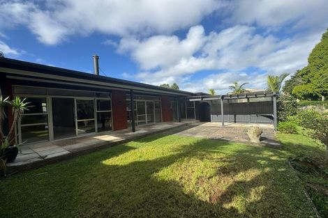 Photo of property in 15 Parkland Crescent, Terrace End, Palmerston North, 4410