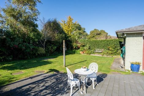 Photo of property in 5 Leybourne Avenue, Waikanae, 5036
