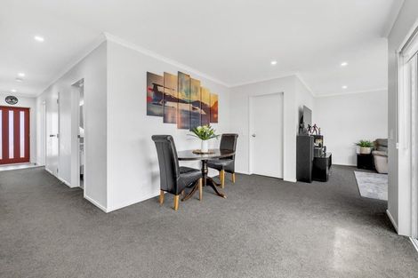 Photo of property in 132 Kuaka Drive, Takanini, 2112