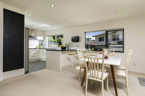 Photo of property in 203e Don Buck Road, Massey, Auckland, 0614
