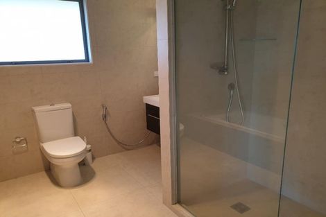 Photo of property in 5 Kelmore Place, Schnapper Rock, Auckland, 0632